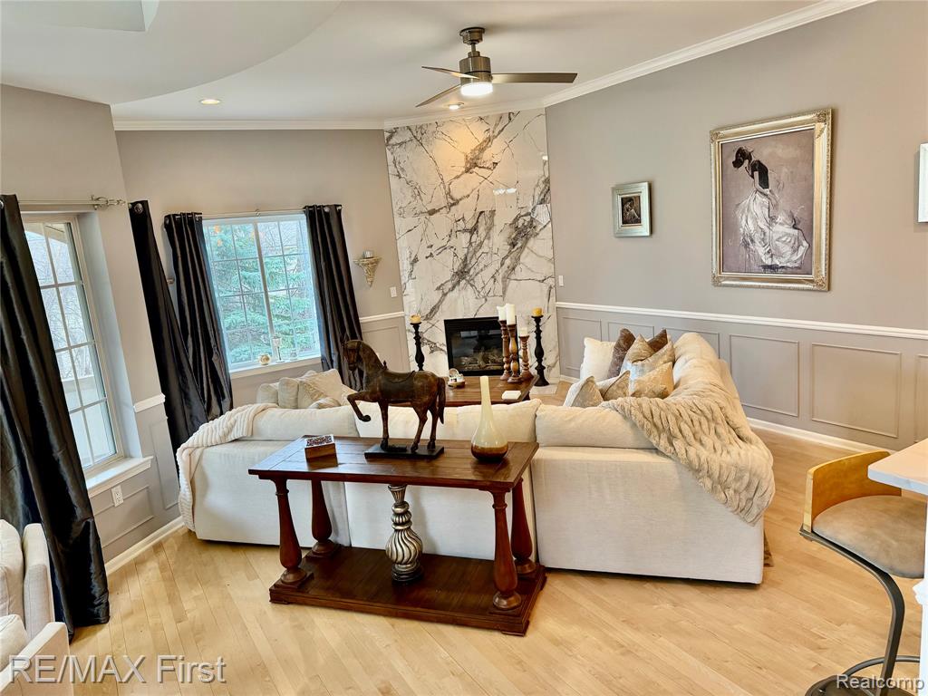 5998 Bella Vista Drive, West Bloomfield, MI — Photo 3