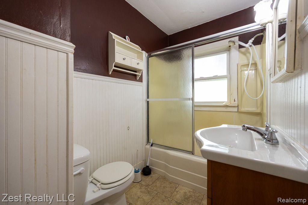 9471 PONTIAC LAKE Road, White Lake, MI — Photo 11