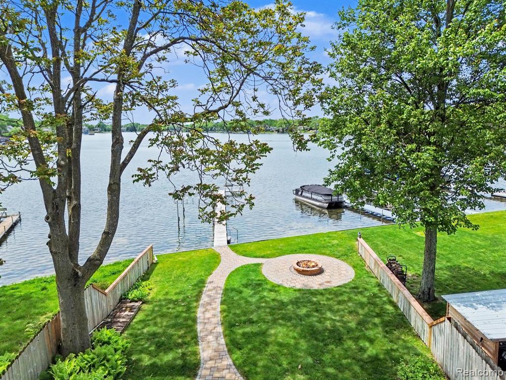 3506 Union Lake Road, Commerce Twp, MI 48382 — Photo 40