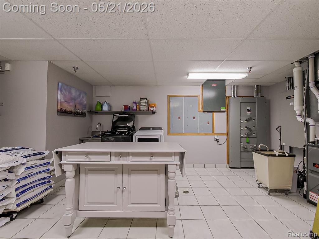 17477 IRIS Circle, Clinton Twp, MI 48036 — Photo 79