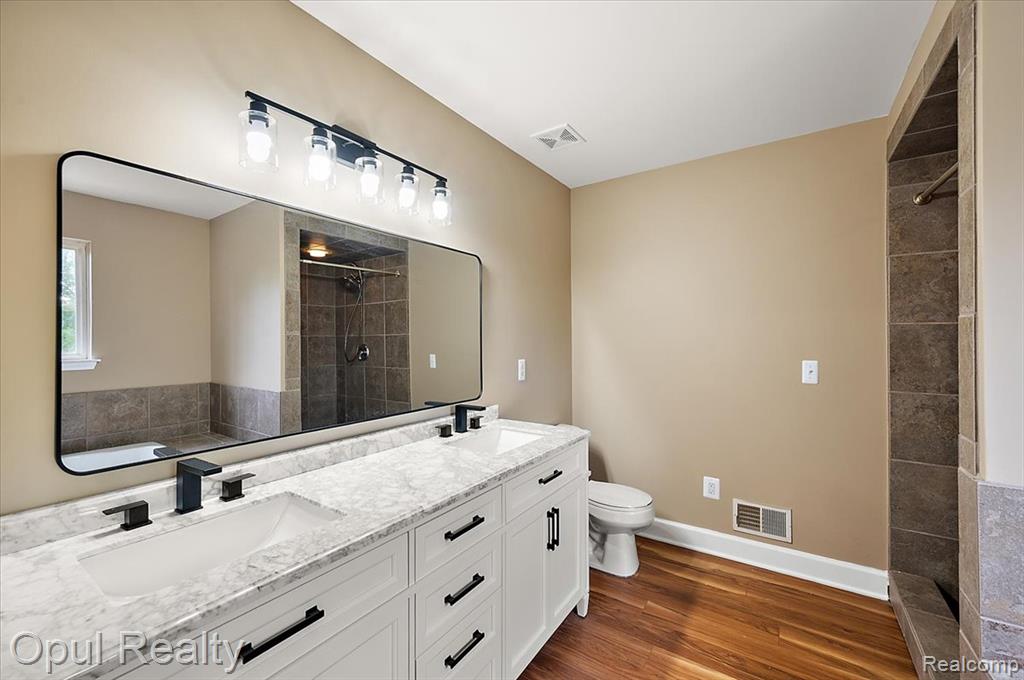 6728 Eckerman Drive, Troy, MI 48085 — Photo 41