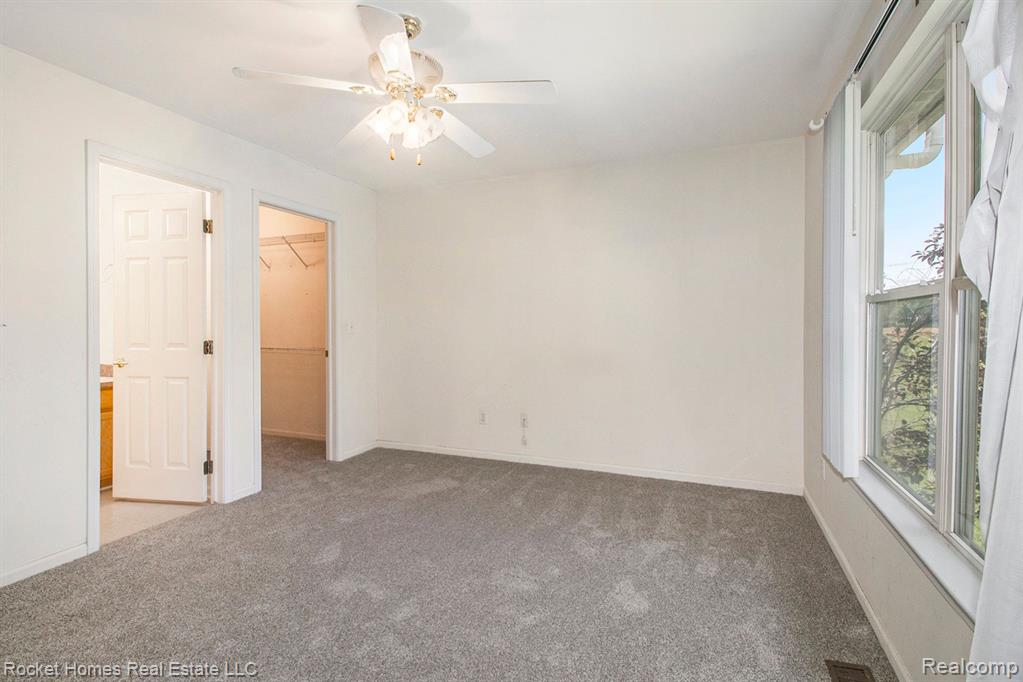 7256 MAPLELAWN Drive, Ypsilanti, MI 48197 — Photo 16