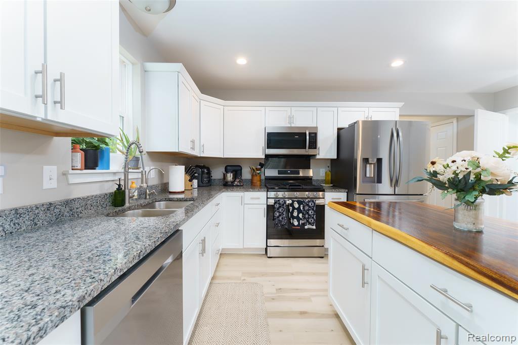 11879 Secluded Ridge Drive, Byron, MI 48418 — Photo 11