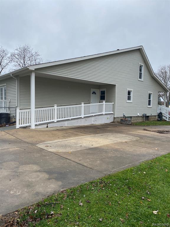 5470 POTTER Road, Burton, MI 48509 — Photo 47