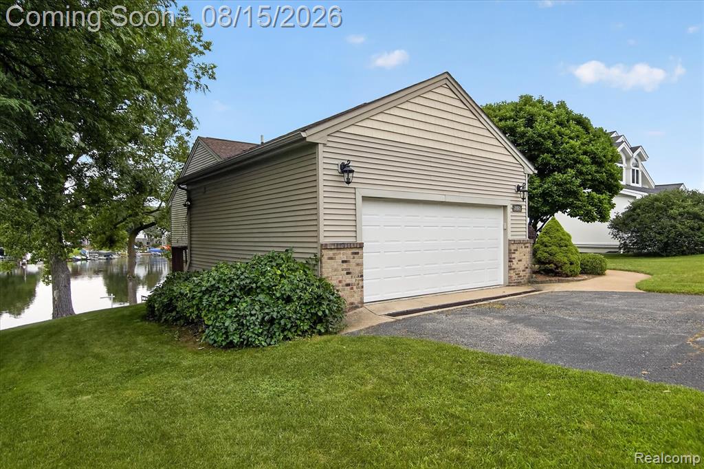 2805 Coral - Photo 2