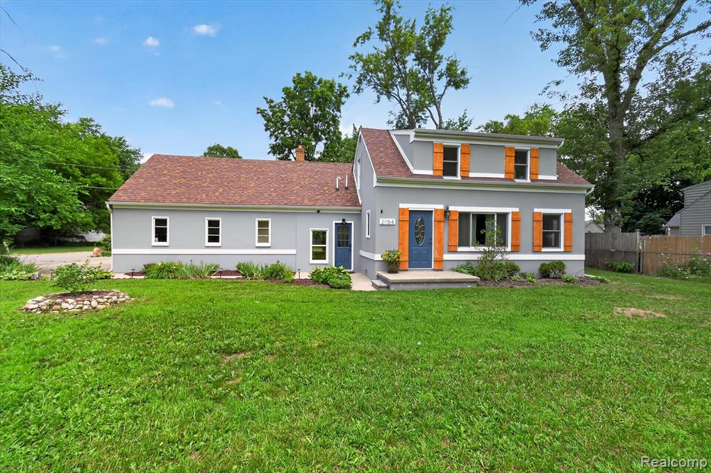 21154 Flanders Street, Farmington, MI 48335 — Photo 2