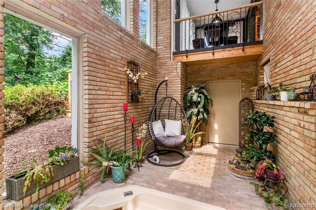 5728 Eggert Place, Brighton, MI, 48116