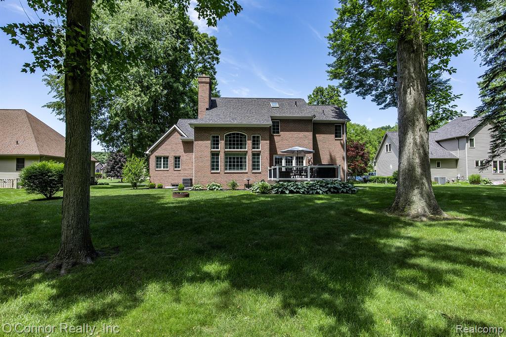 3239 Turnberry, Port Huron, MI 48060 — Photo 36