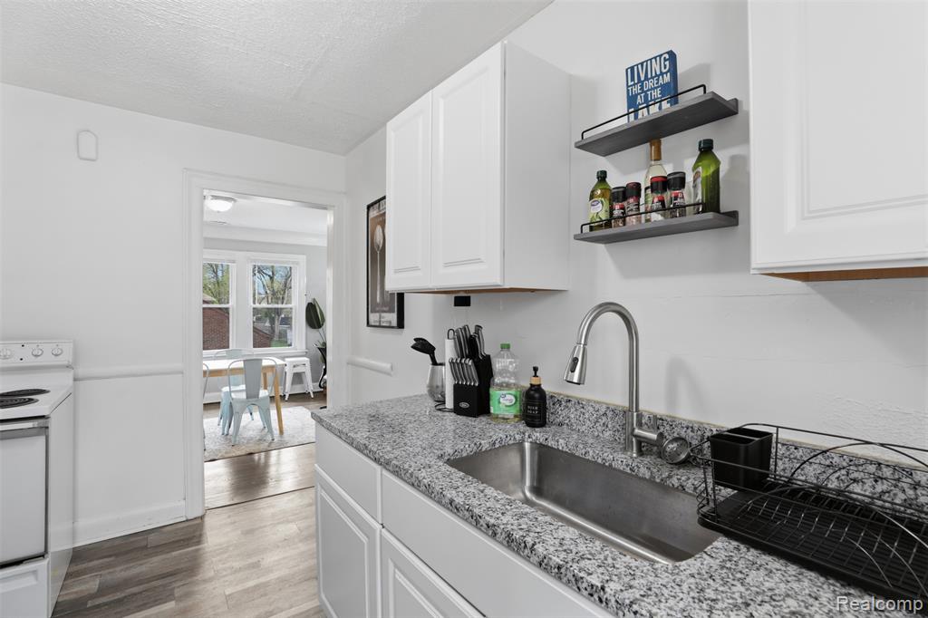 4400 Buckingham Avenue, Detroit, MI 48224 — Photo 11