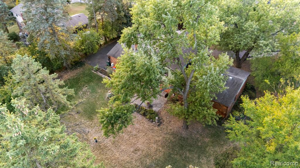 6950 Killarney Drive, Troy, MI 48098 — Photo 46