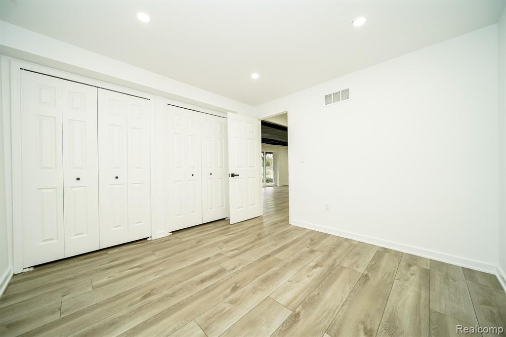52556 BELLE Crest, Shelby Twp, MI 48316 — Photo 81