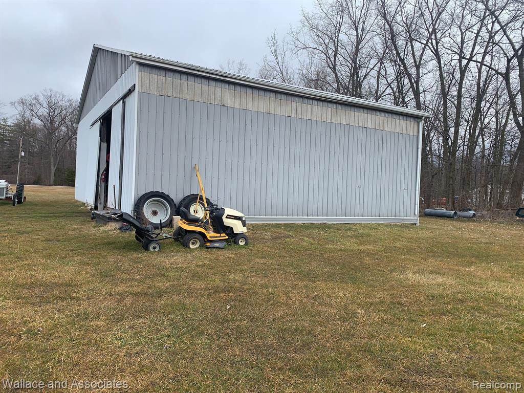 8407 SMITHS CREEK Road, Wales, MI — Photo 13