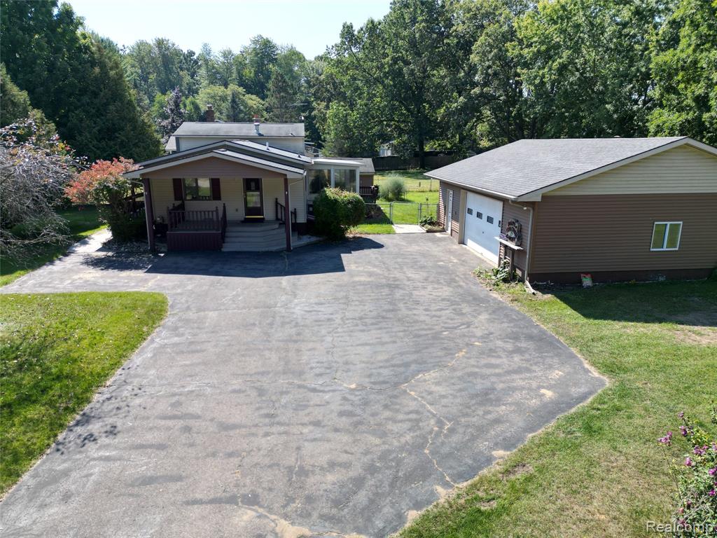 2291 Tomahawk Drive, Lapeer, MI 48446 — Photo 6