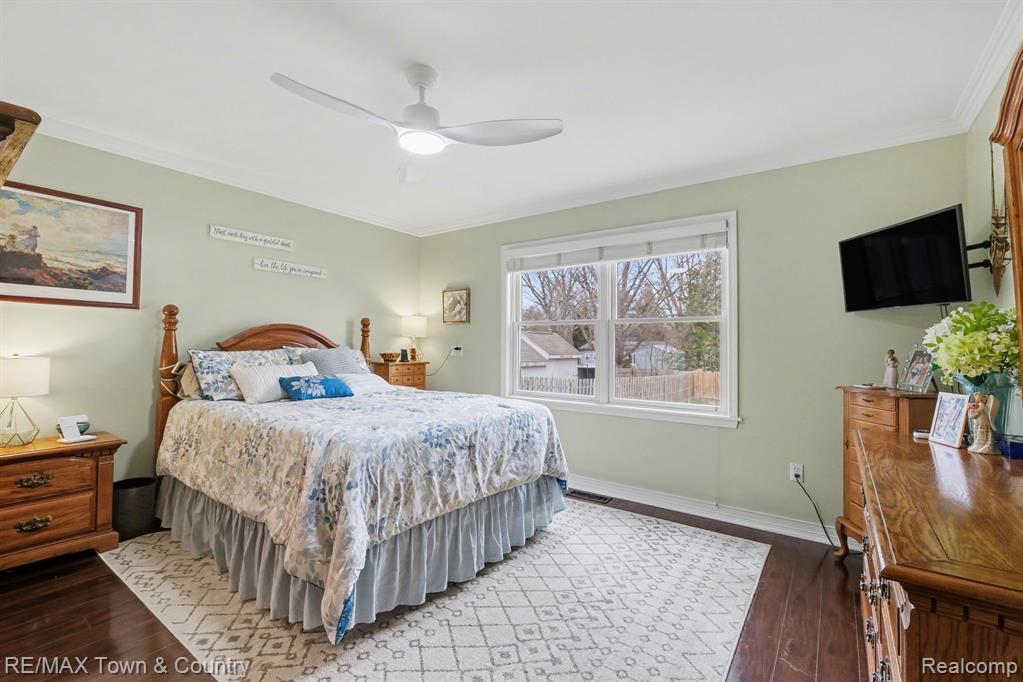223 Primrose Lane, Flushing, MI 48433 — Photo 18
