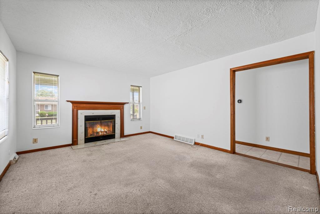 941 Pine Street, Wyandotte, MI 48192 — Photo 13