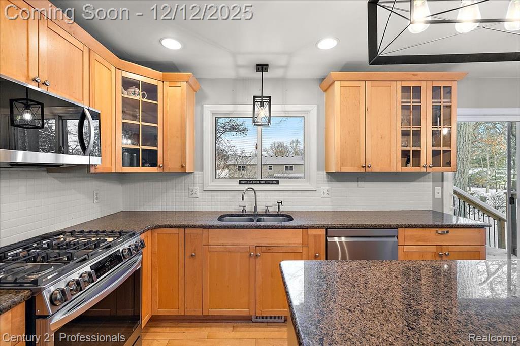 5945 Snow Apple Drive, Clarkston, MI — Photo 14