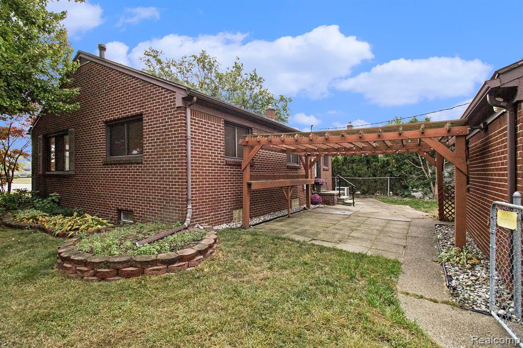 947 N Main Street, Clawson, MI — Photo 29