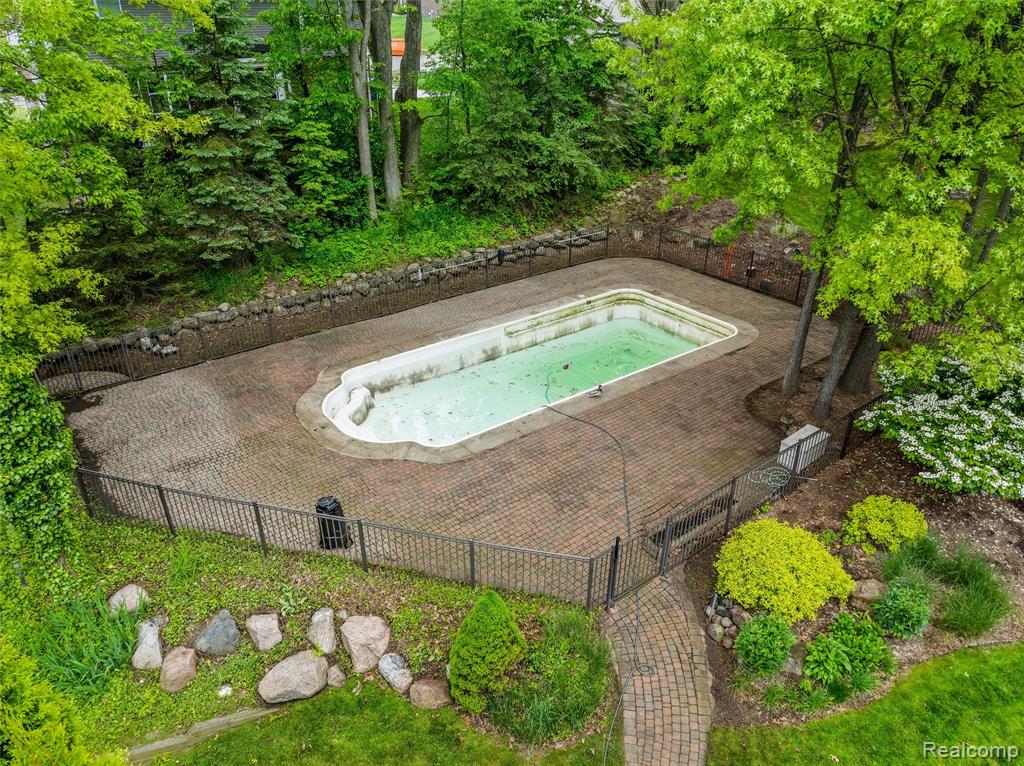 8035 High Point Trail, White Lake, MI — Photo 47