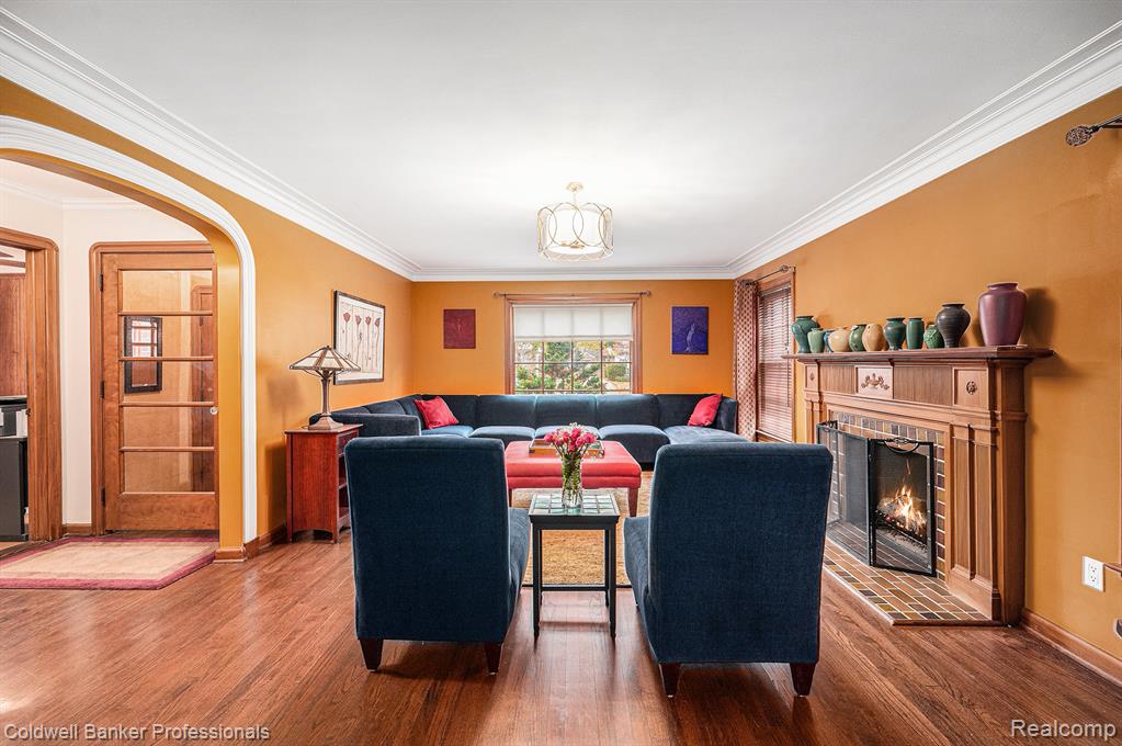 1358 Harvard Road, Grosse Pointe Park, MI 48230 — Photo 10