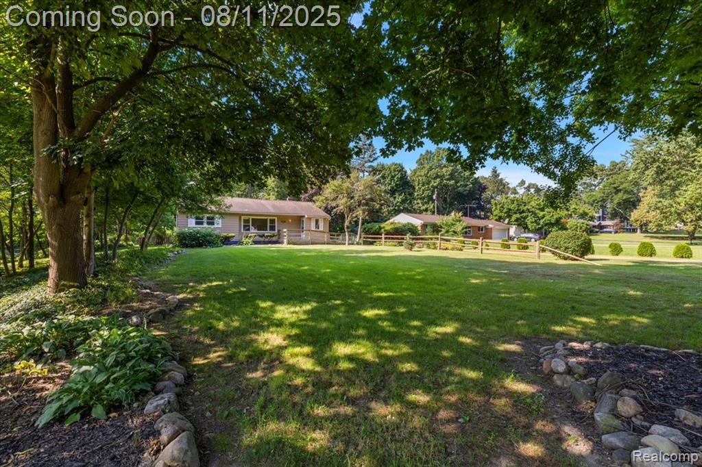 741 W Livingston Road, Highland, MI — Photo 7