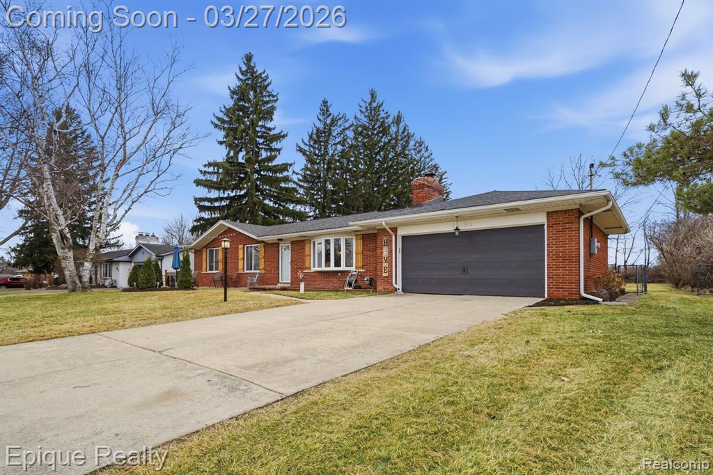 8102 Dungarvin Drive, Grand Blanc, MI 48439 — Photo 2