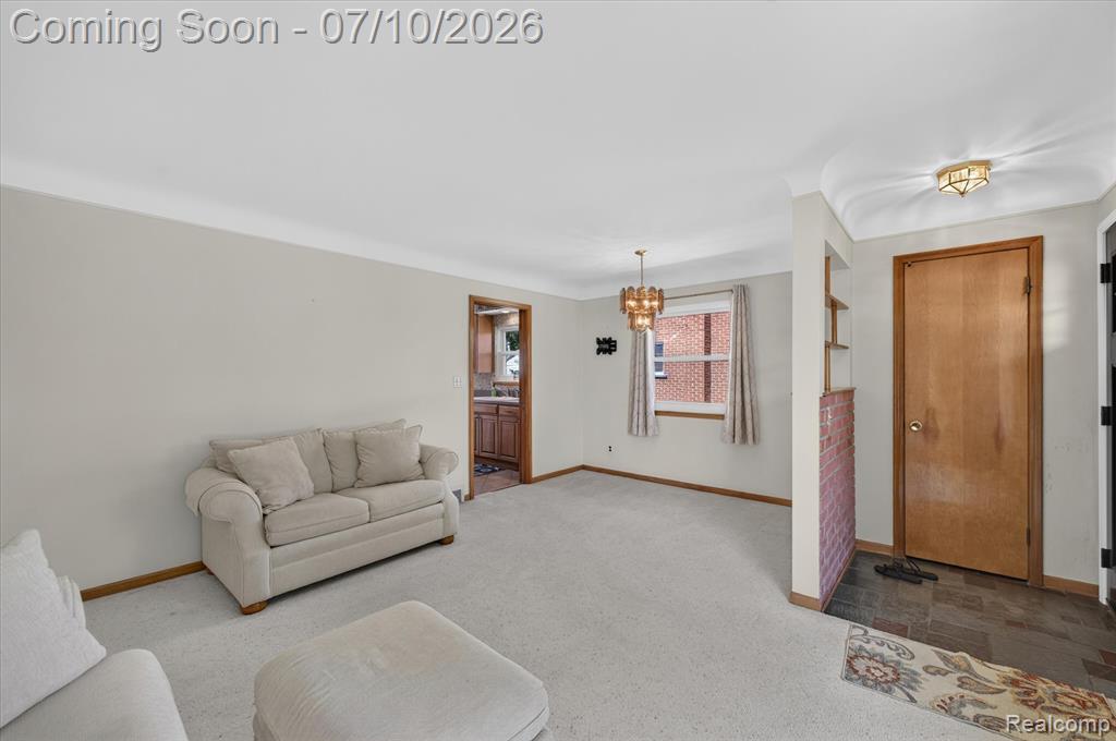 8599 Cardwell Street, Westland, MI — Photo 6