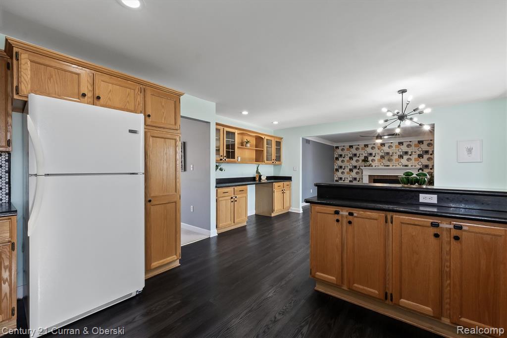 43552 Karli Lane, Canton, MI 48188 — Photo 18