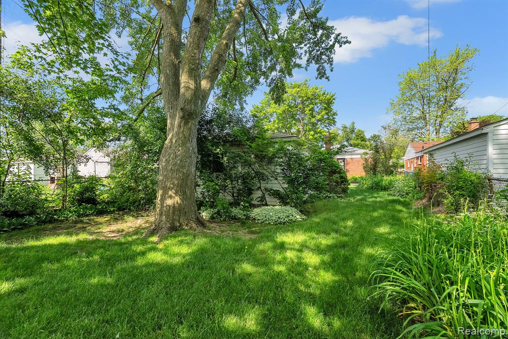 4129 VASSAR Street, Dearborn Heights, MI 48125 — Photo 35