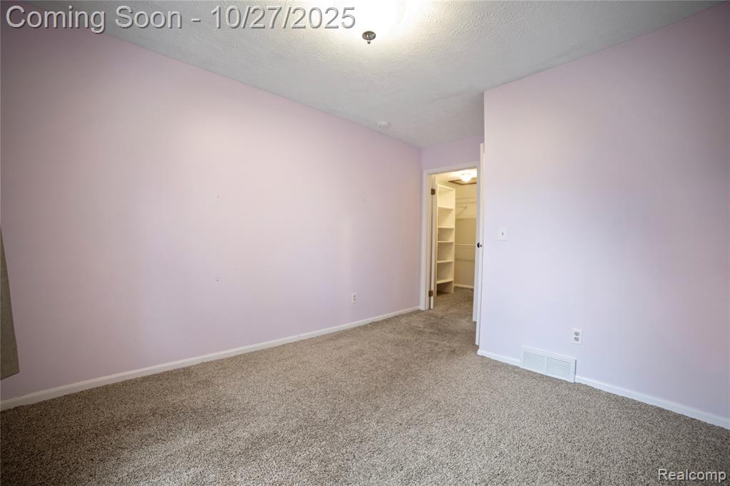 5987 Martinus Street, Haslett, MI 48840 — Photo 17