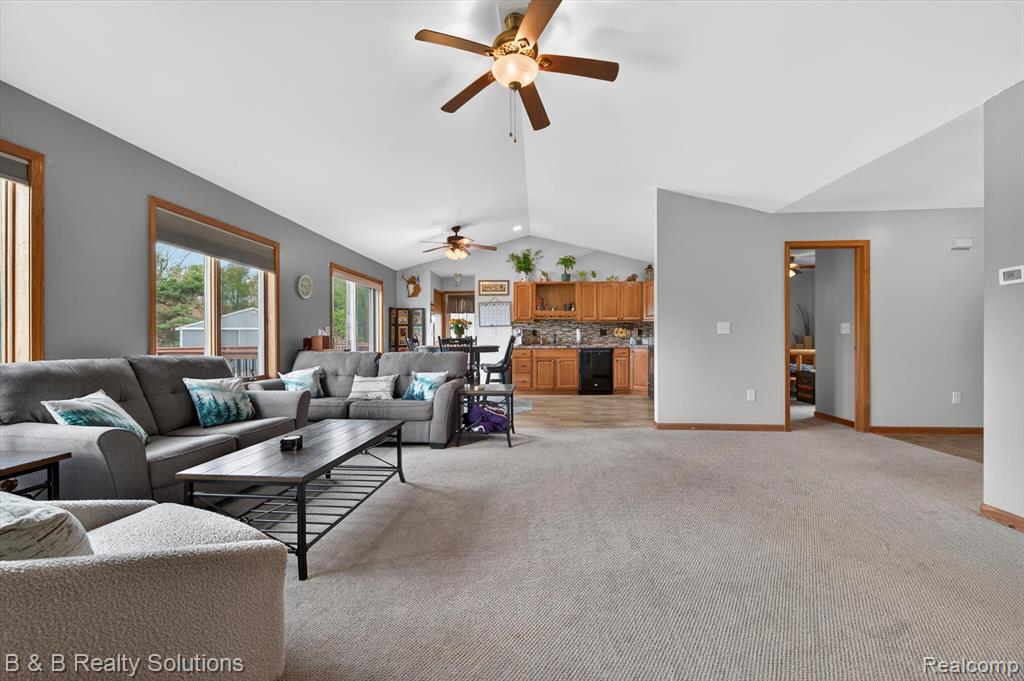 2927 N Blacks Corners Road, Imlay City, MI 48444 — Photo 8