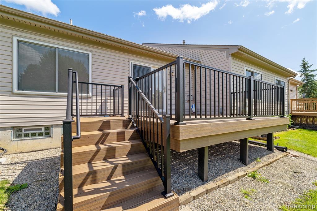 53171 Pineridge Drive, Chesterfield, MI — Photo 35
