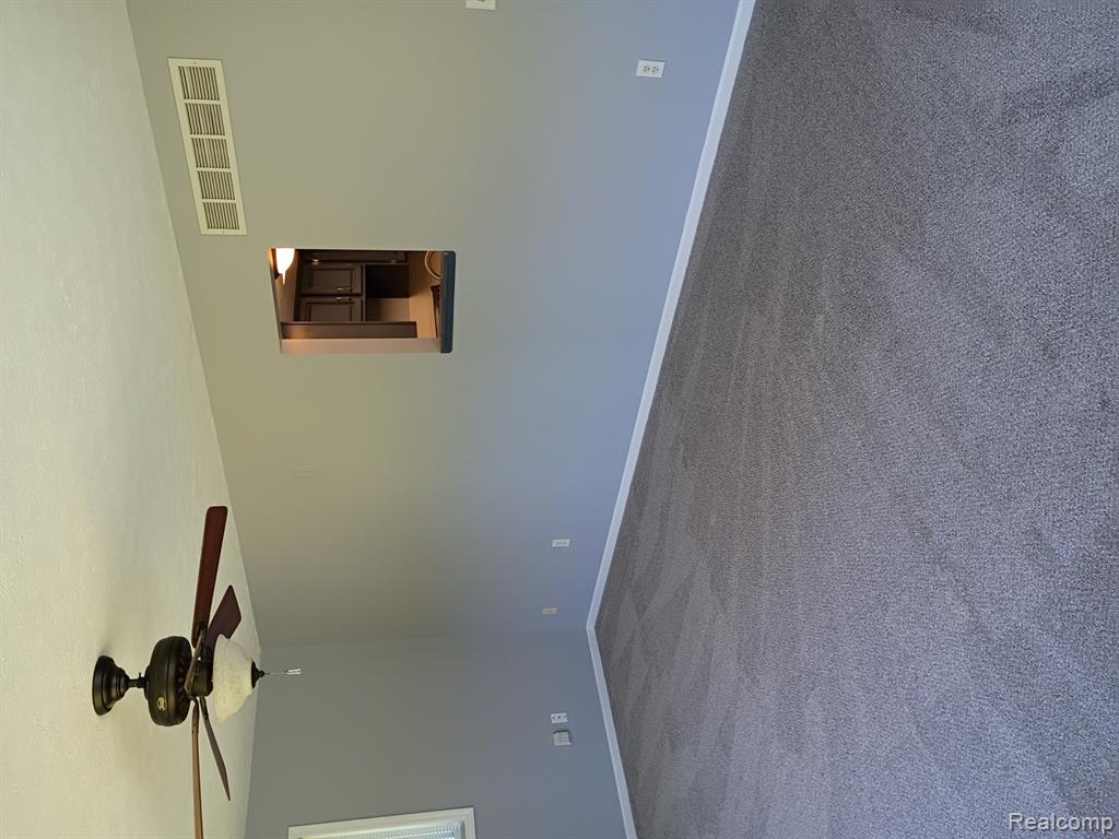 9766 Amanda Drive, Fowlerville, MI 48836 — Photo 10