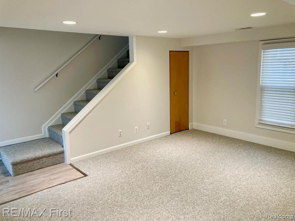 611 Fairgrove Avenue, Royal Oak, MI 48067 — Photo 2