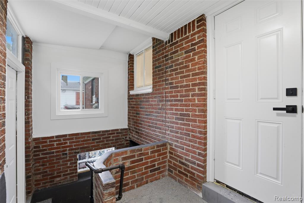 18001 Elizabeth Street, Roseville, MI 48066 — Photo 26
