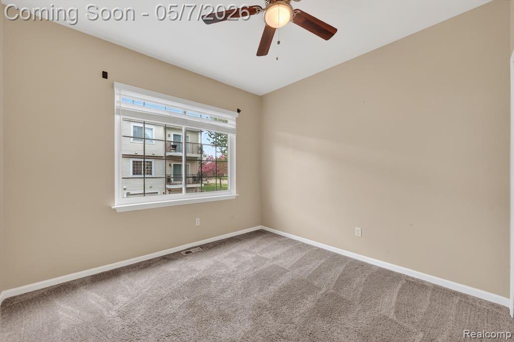 43027 Strand Drive, Sterling Heights, MI 48313 — Photo 17