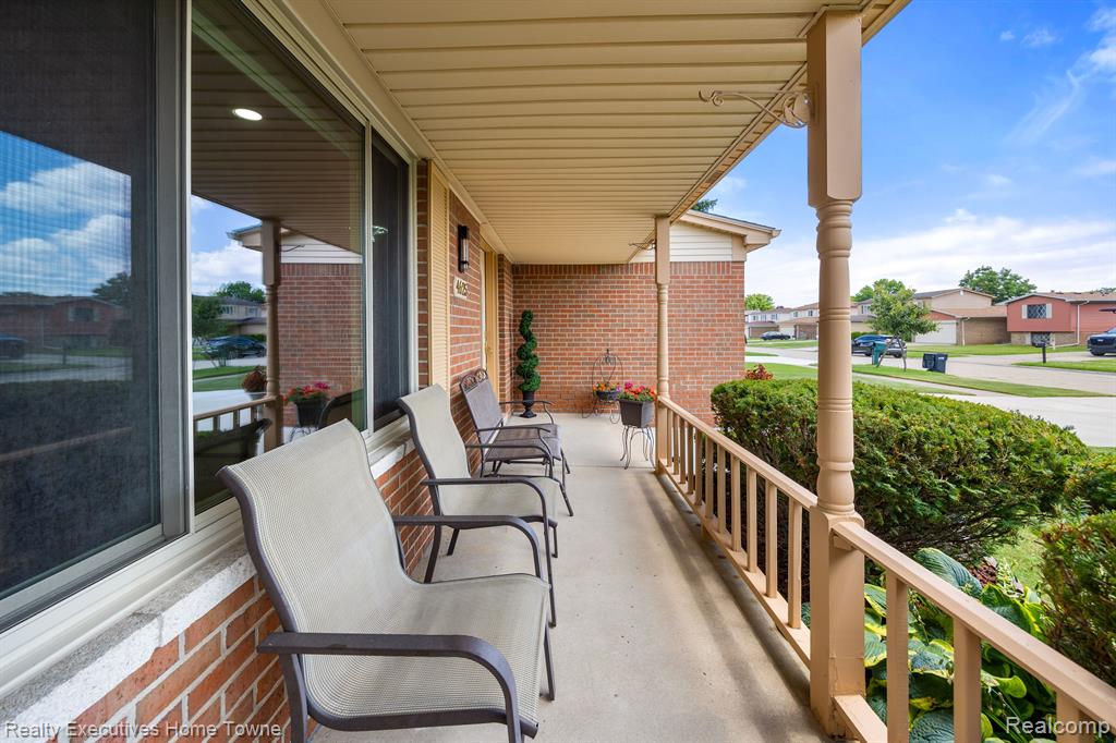 4625 BOULDER Drive, Sterling Heights, MI 48310 — Photo 3