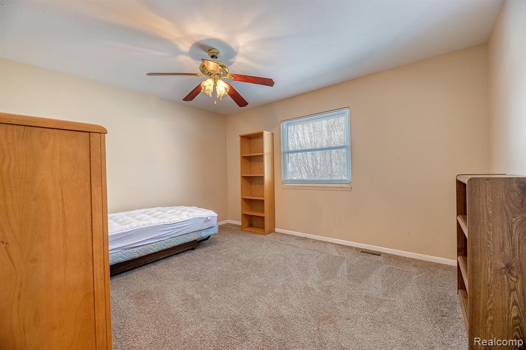 5123 MILL WHEEL Drive, Grand Blanc, MI 48439 — Photo 20