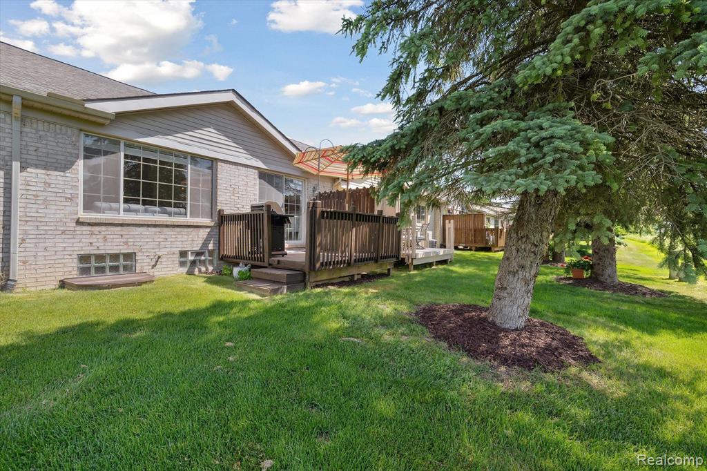 22270 QUAIL RUN Circle, 2, South Lyon, MI 48178 — Photo 42