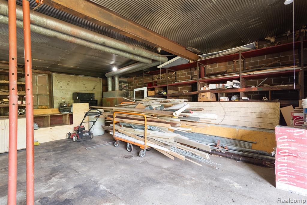 3279 Emmett Road, Emmett, MI 48022 — Photo 30