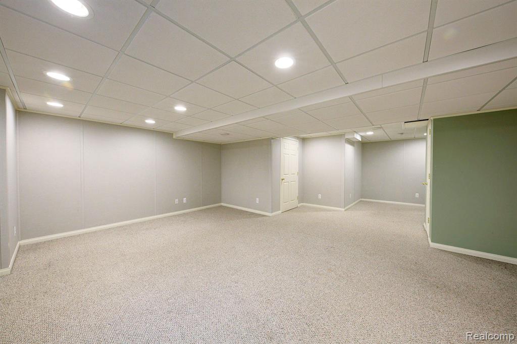 443 CONCORD Drive, Canton, MI 48188 — Photo 19