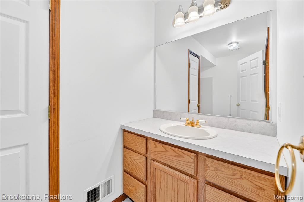 42645 Riggs Road, Van Buren, MI 48111 — Photo 19