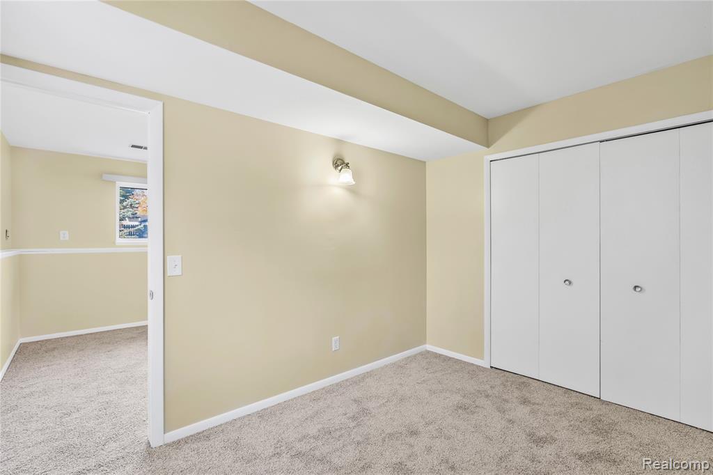 6068 Hearthside Place, Grand Blanc, MI 48439 — Photo 52
