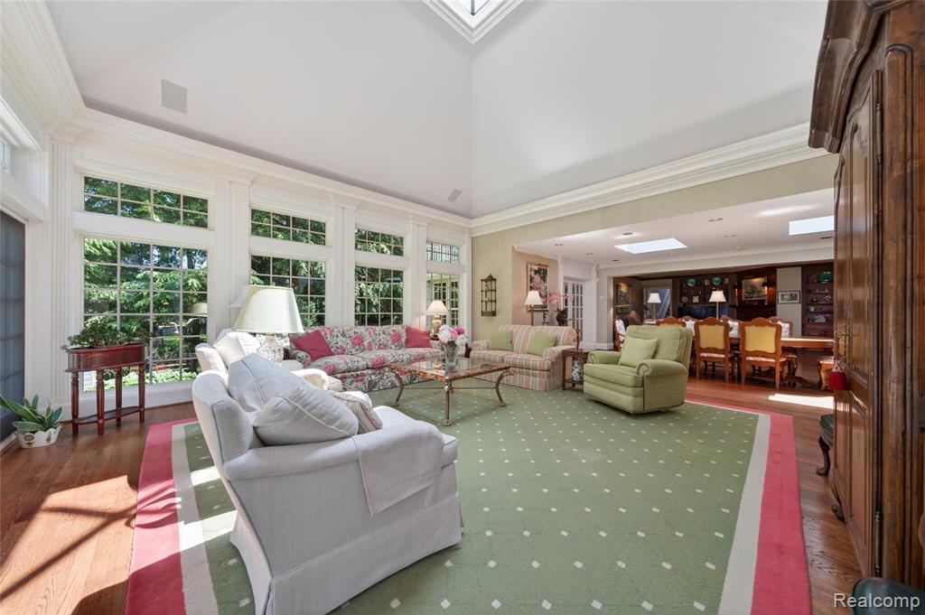 66 Oxford Road, Grosse Pointe, MI 48236 — Photo 9