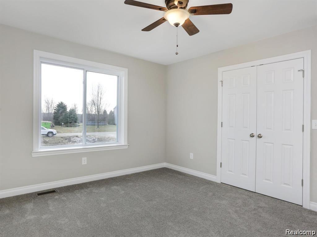 715 ORCHARD RIDGE Court, Ortonville, MI 48462 — Photo 27