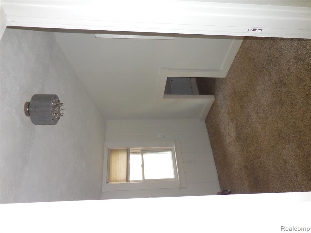 515 Skinner, Highland, MI — Photo 11