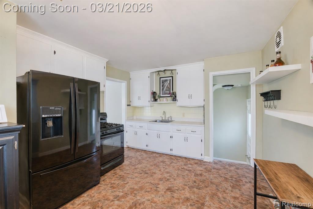 1162 W 11 Mile Road, Berkley, MI 48072 — Photo 4