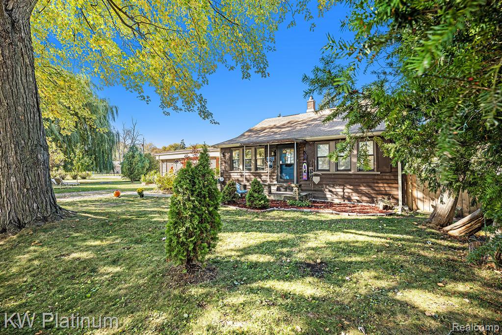 36141 Homeview Street, Harrison Township, MI — Photo 3