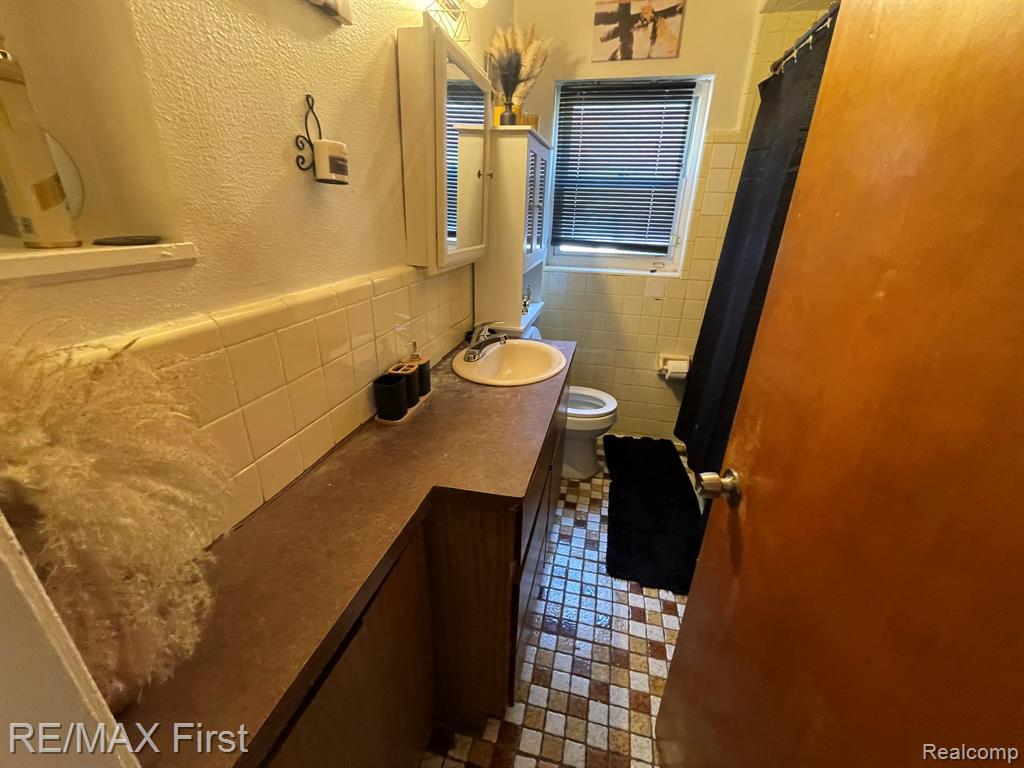 15429 Fairmount Drive, Detroit, MI 48205 — Photo 15