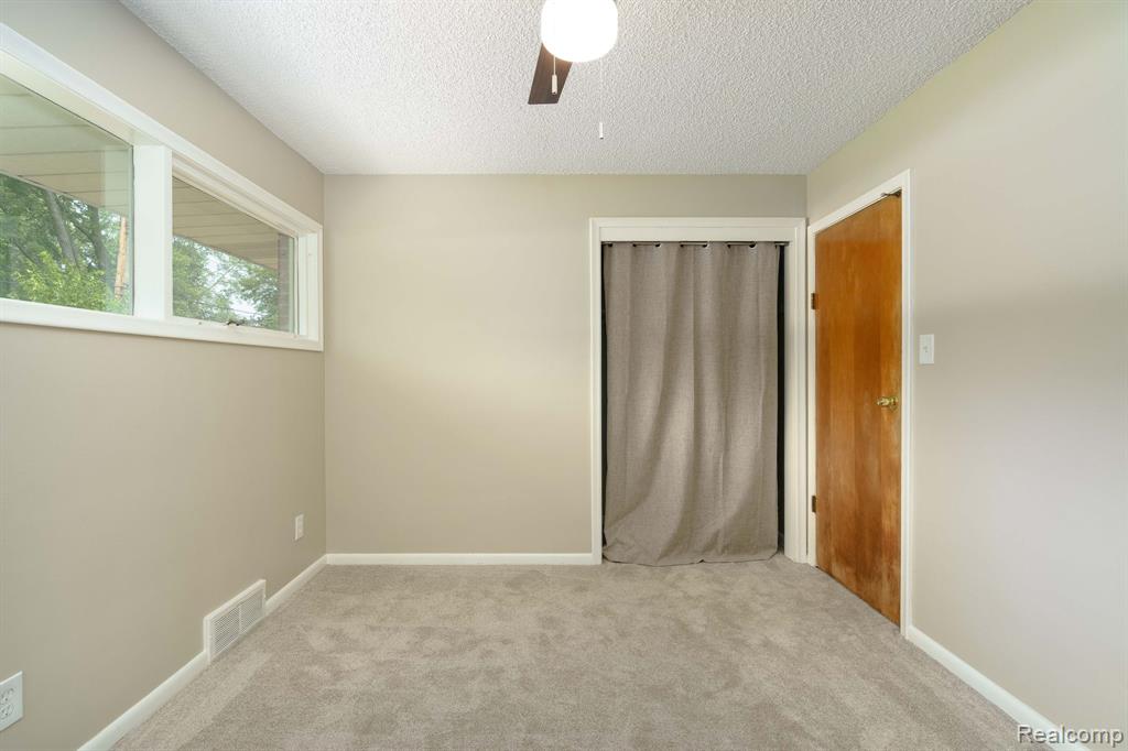 5954 Pine Street, Taylor, MI 48180 — Photo 26