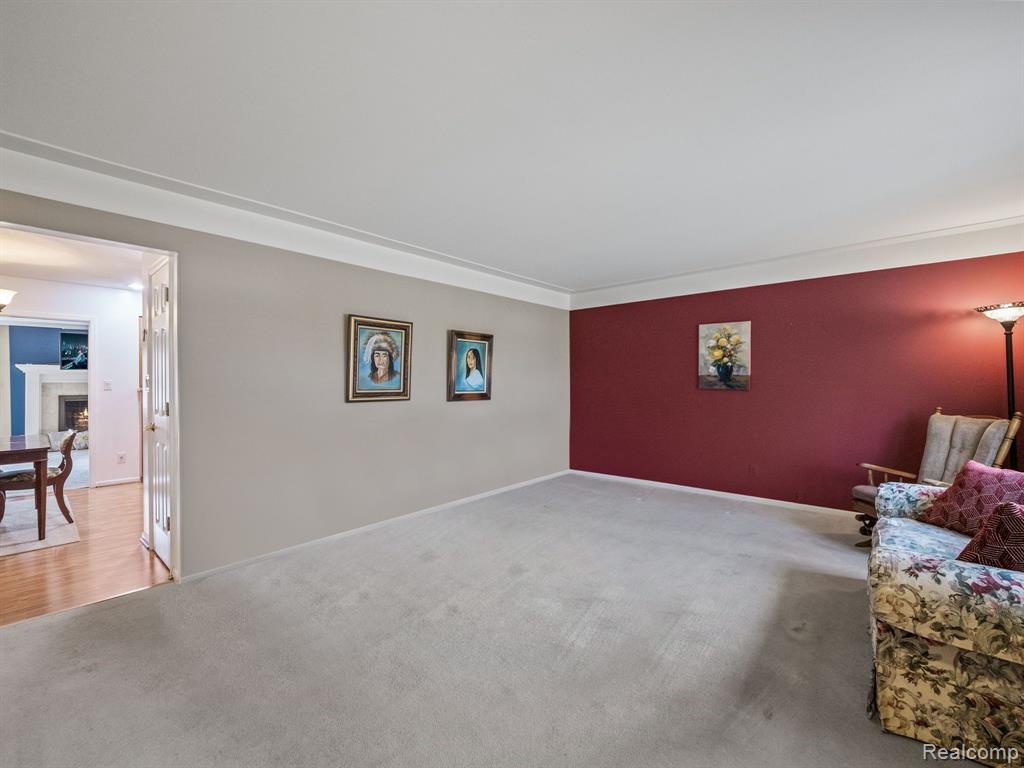 707 PINE TREE Road, Lake Orion, MI 48362 — Photo 13
